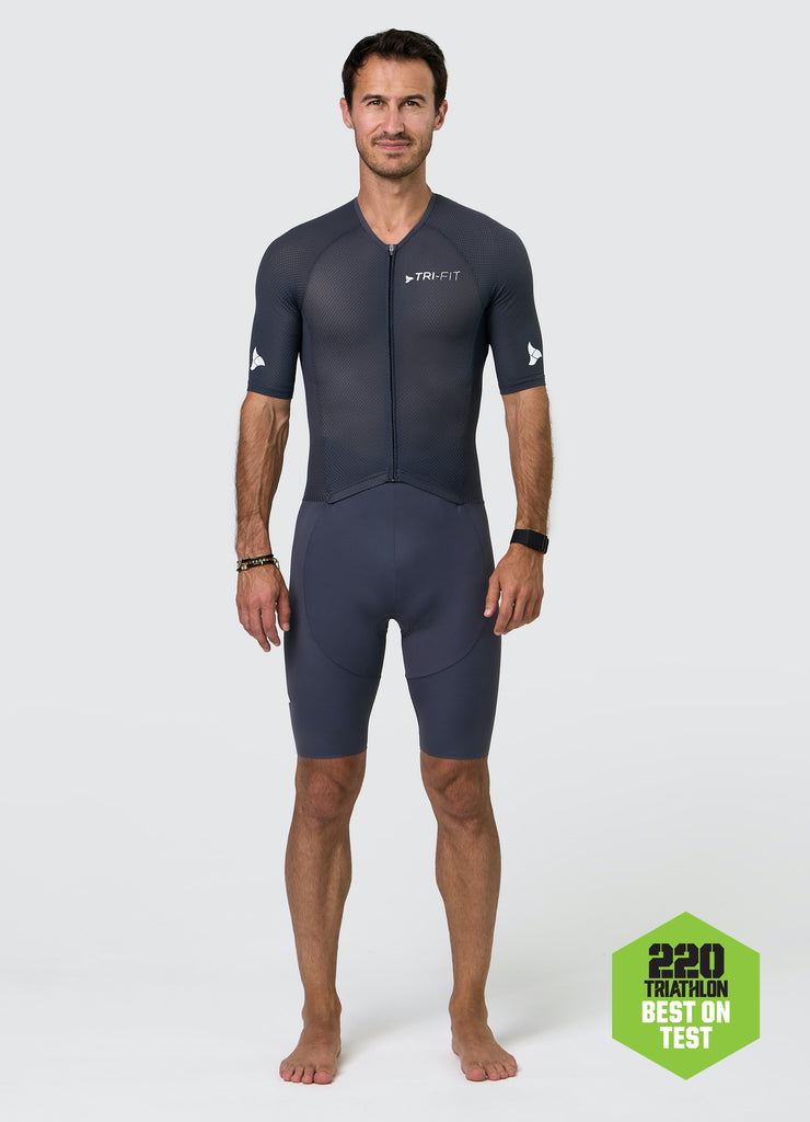 Front profile of men’s VANGUARD tri-suit in grey, showing ergonomic fit and full-body construction. 220 Triathlon Best on Test