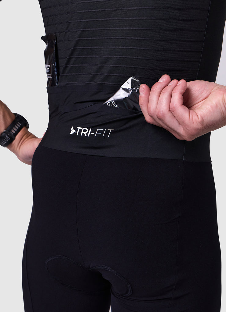 TRI-FIT VORTEX BLACK EDITION Tri-Suit rear view – aerodynamic rear pocket system and ribbed aero fabric