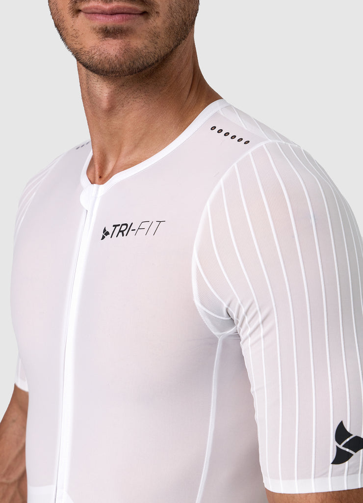 Side view of the men's white/black VORTEX triathlon suit showcasing aero sleeves and race cut