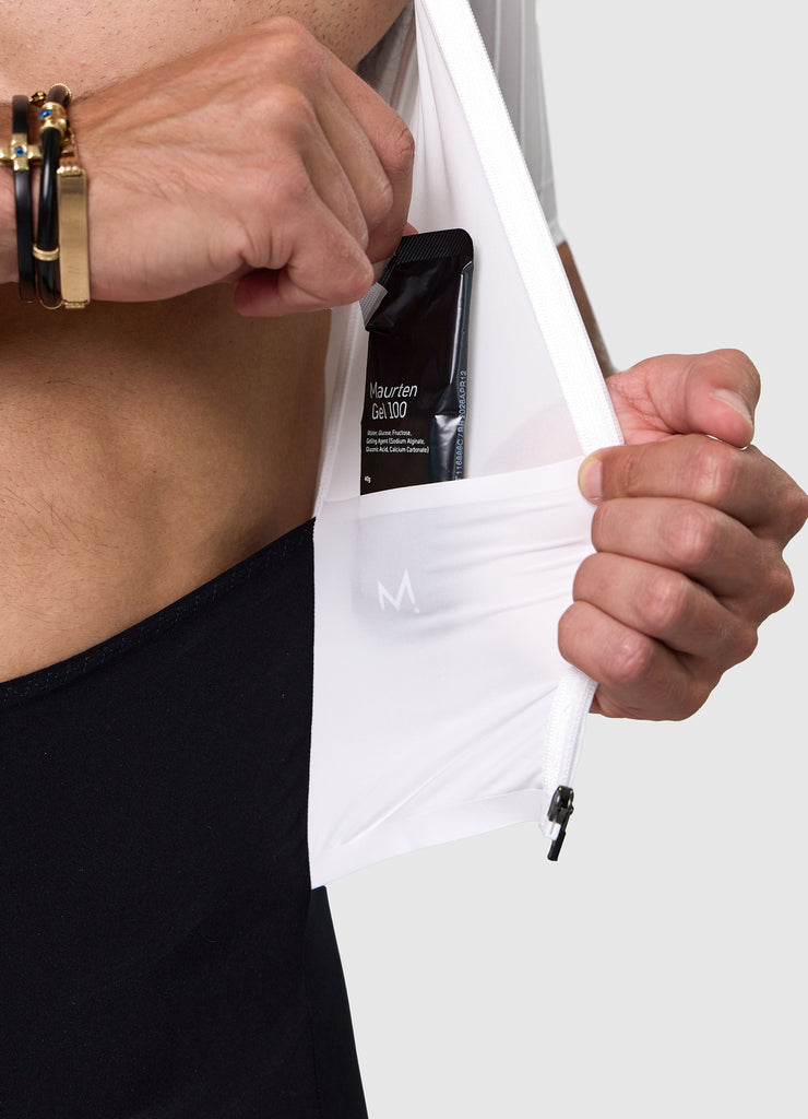 Close-up of internal pocket on the white/black VORTEX triathlon suit
