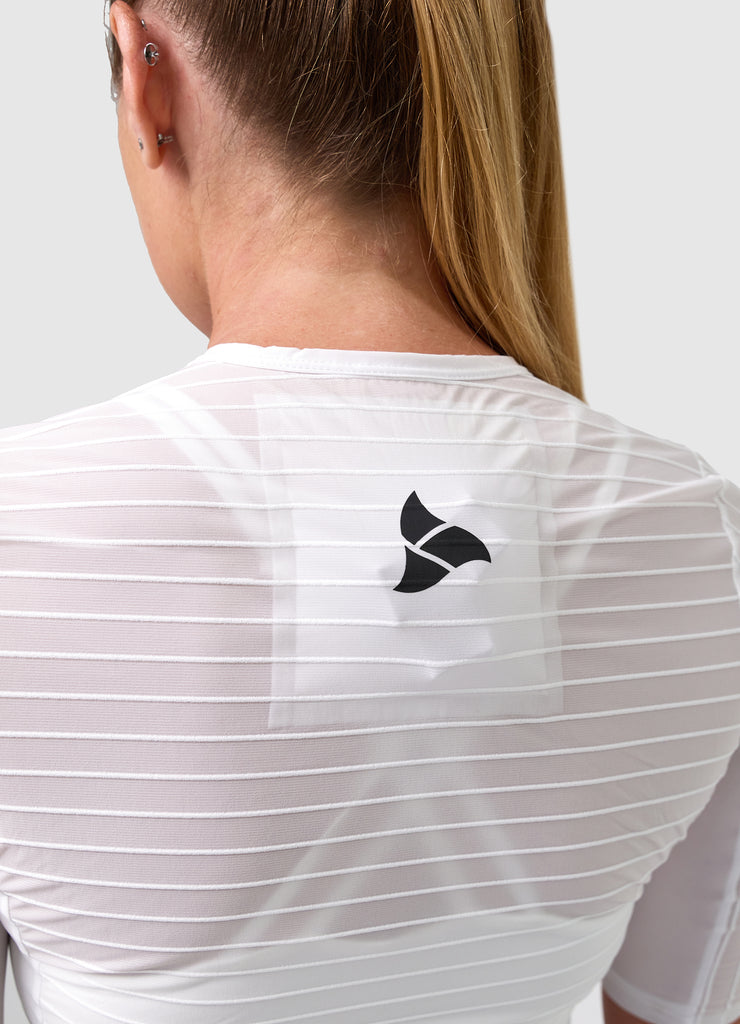 TRI-FIT VORTEX Tri-Suit Black & White edition – rear view women’s tri-suit with IceDrip rear neck pocket