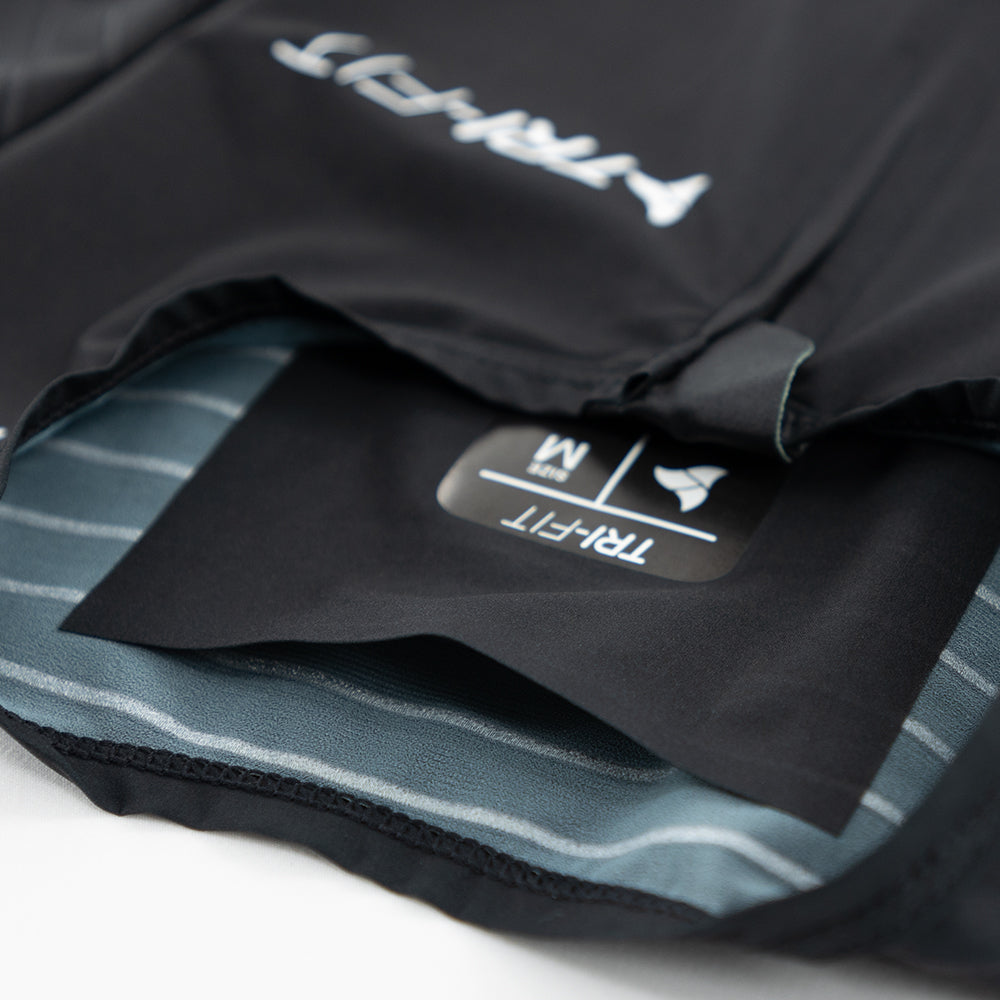 TRI-FIT VORTEX BLACK EDITION Tri-Suit IceDrip rear neck pocket – cooling feature detail